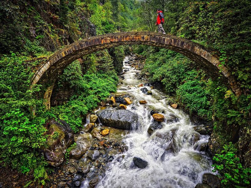 Uçaklı Premium Karadeniz Yayla Konaklamalı 5Gece 6Gün